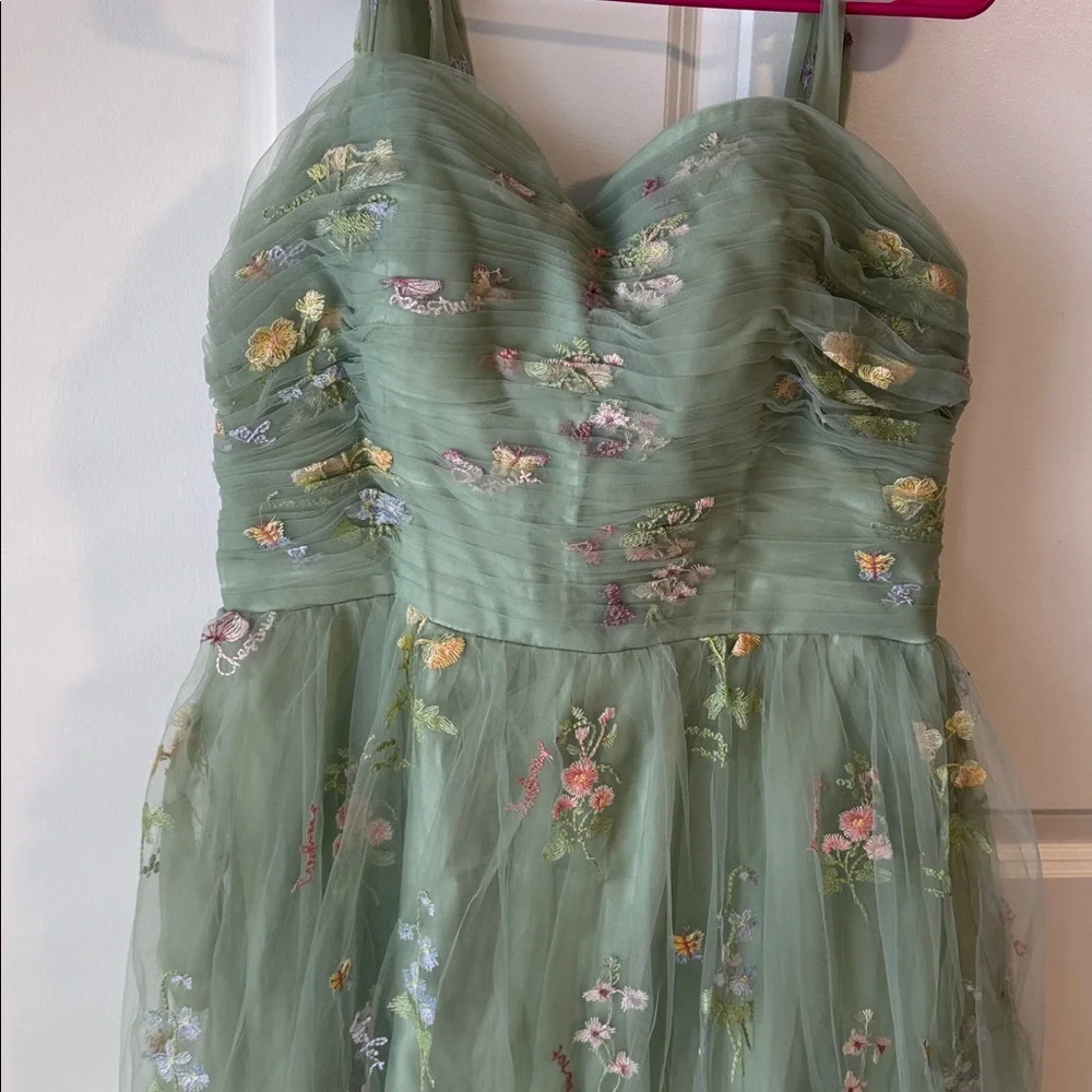 Green Floral Tulle Long Gown size 16 - Picture 9 of 14